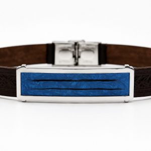 Pulsera de hombre personalizada con pelo encapsulado en resina azul y cuero marrón