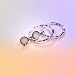 Pendientes aro con colgante gota de leche materna